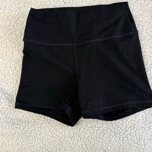 Black Women's Fleo Shorts